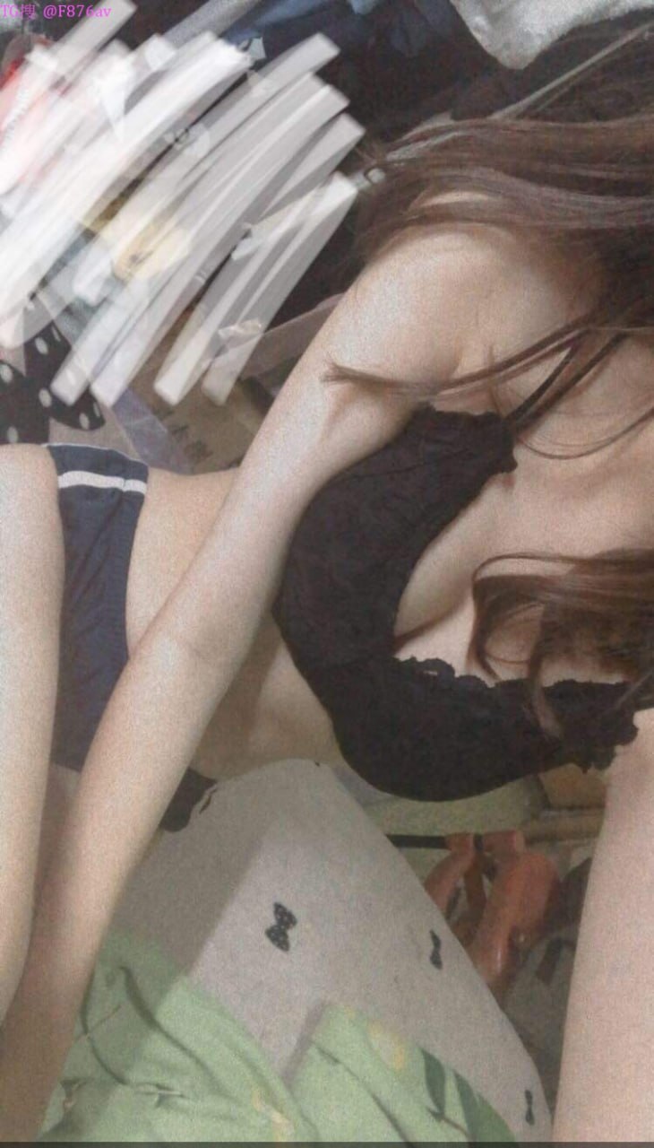 Làm tình bạo dâm cùng em người yêu cũ