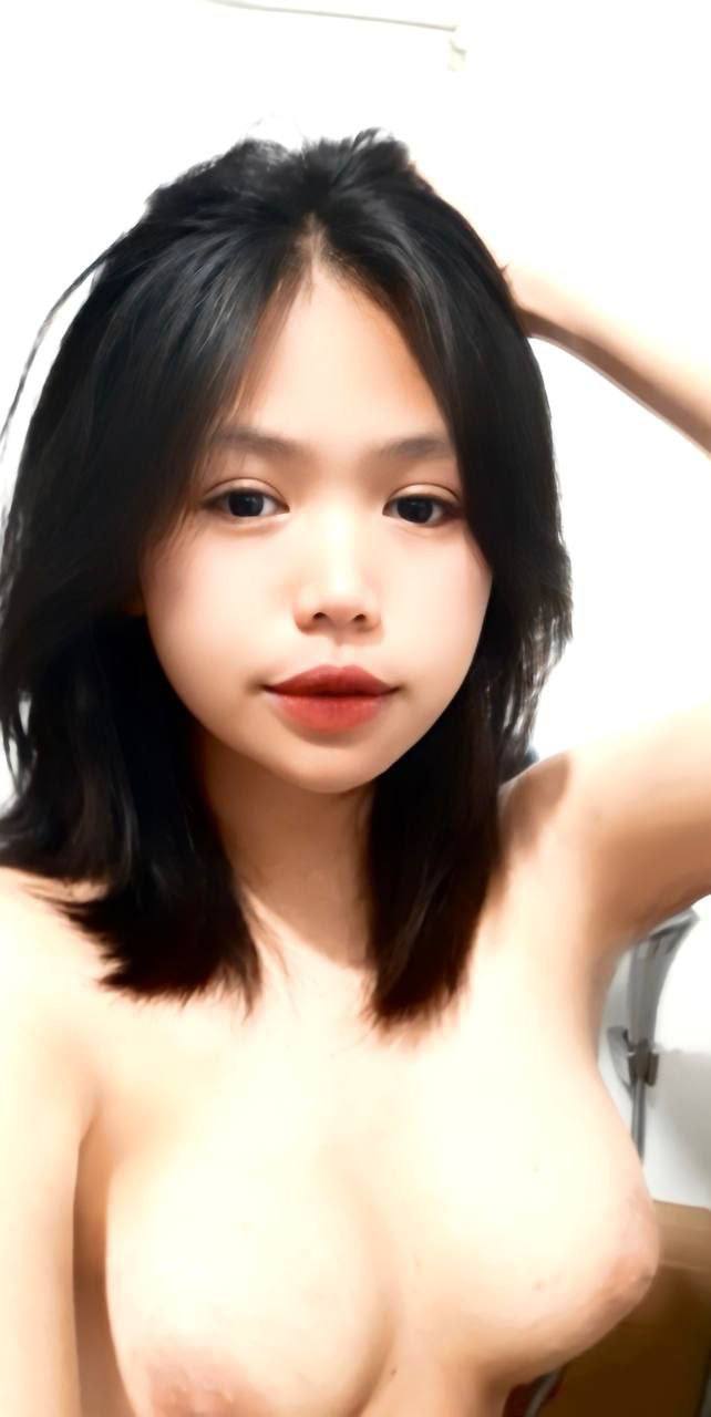 Học xong phải 'trả bài' cho cô gia sư vếu bự