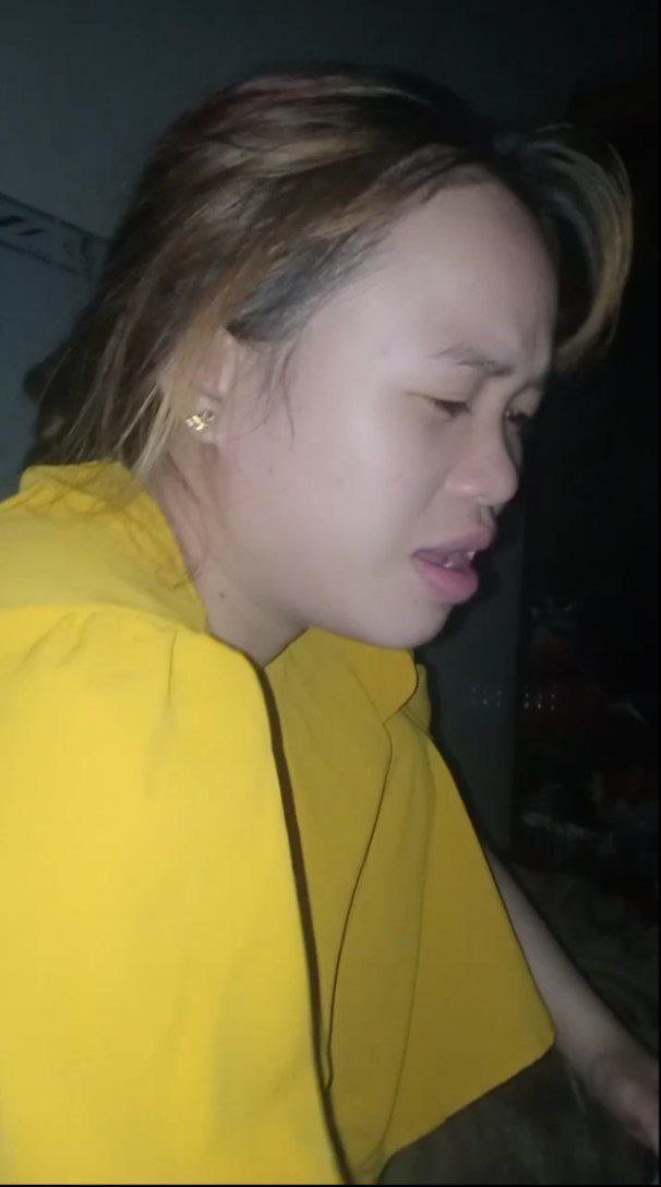 Sờ lồn em hàng xóm nứng bím đang thèm bú buồi